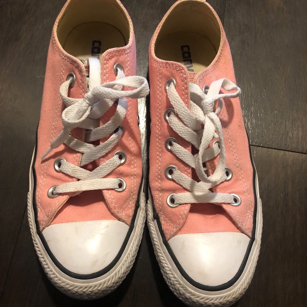 Pink converse
